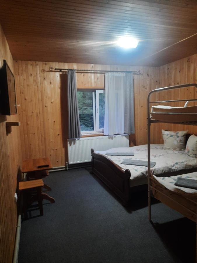 Hotel Novoe Shale Yablunytsya Exterior foto