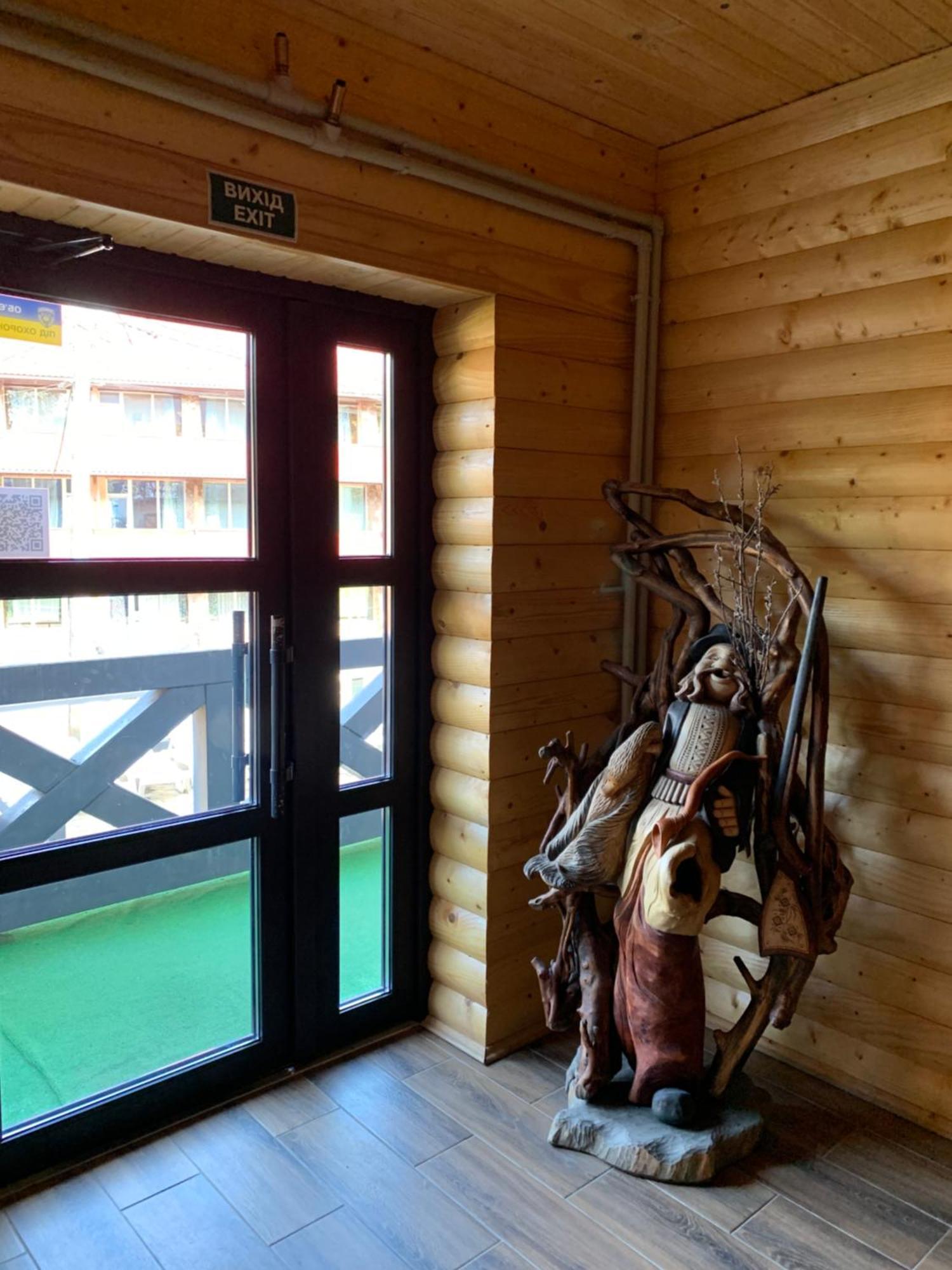 Hotel Novoe Shale Yablunytsya Exterior foto
