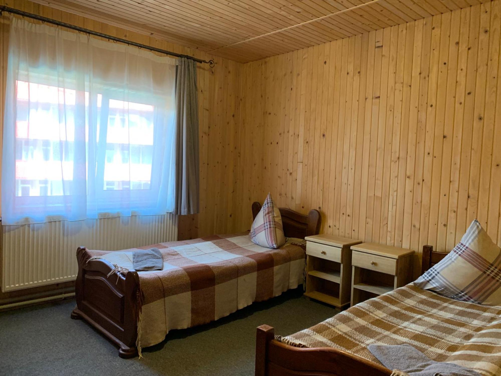 Hotel Novoe Shale Yablunytsya Exterior foto